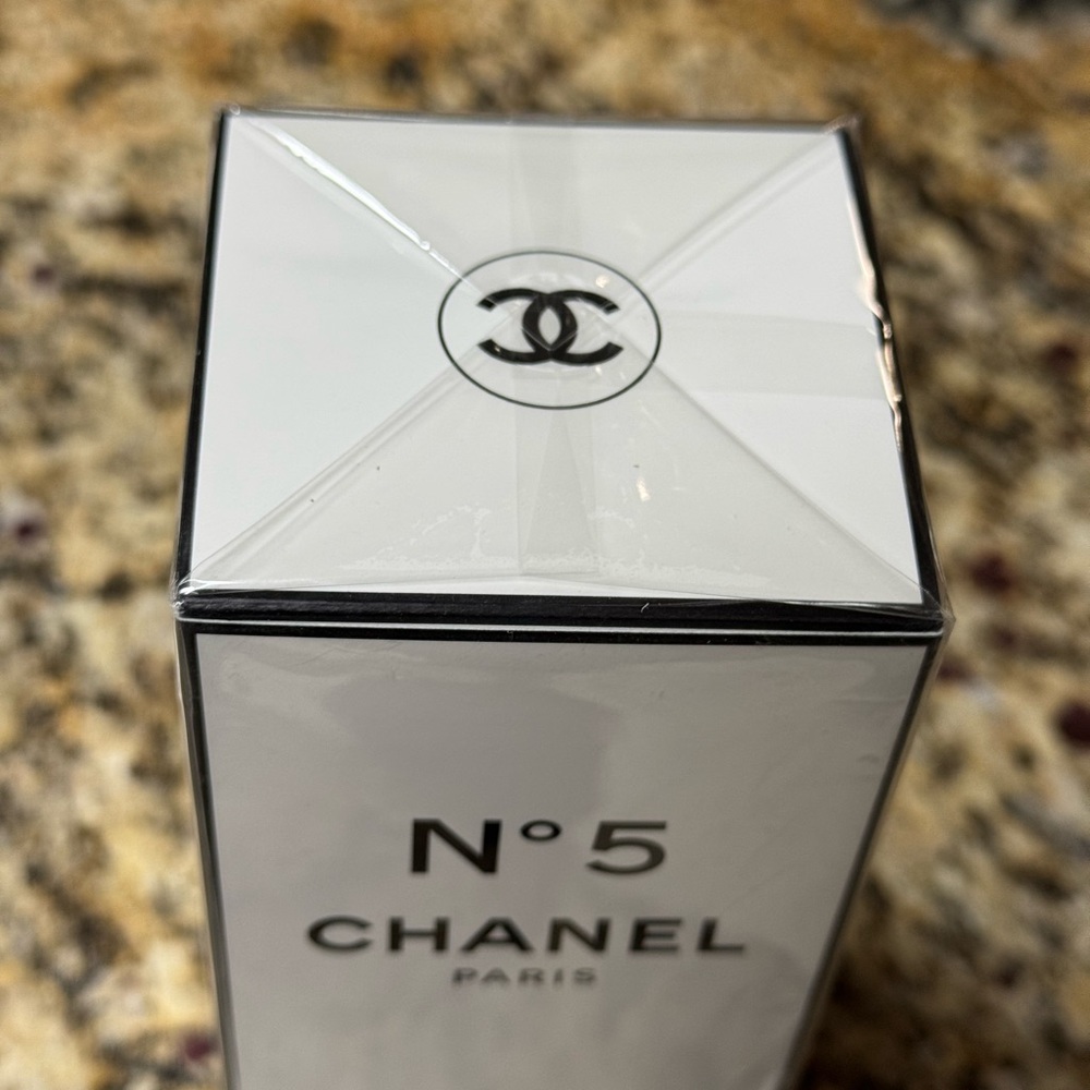 Chanel No. 5 Beige Gold Body Oil